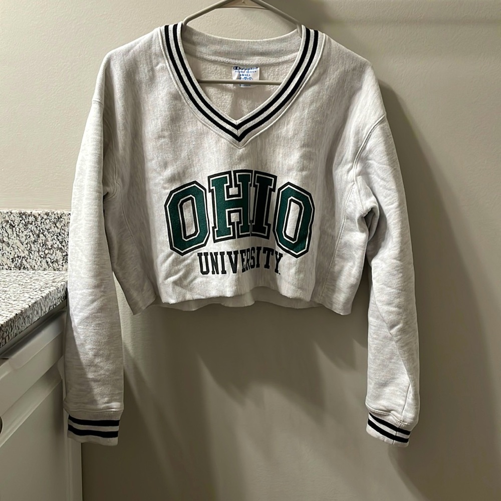 Champion cropped Ohio university sweatshirt